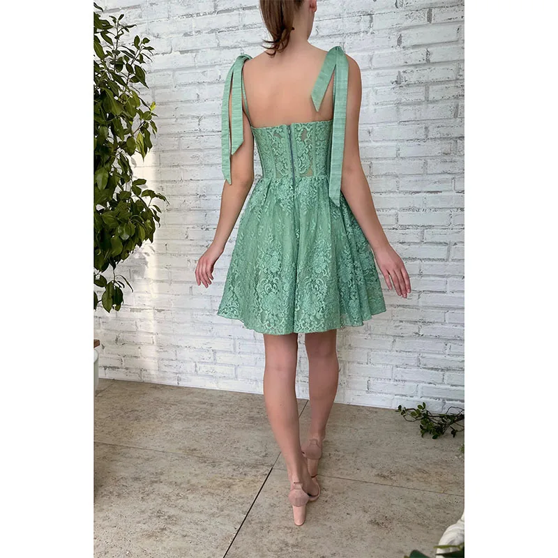 Elegant Green Short Homecoming Dresses Spaghetti Straps Lace Appliques Mini Cocktail Homecoming Dress Zipper Back