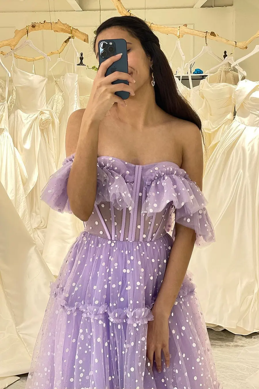 Off the Shoulder A-line Evening Gowns Lilac Dot Tulle Lace Up Corset Long Prom Dress Sweetheart Ruched Quinceanera Dresses