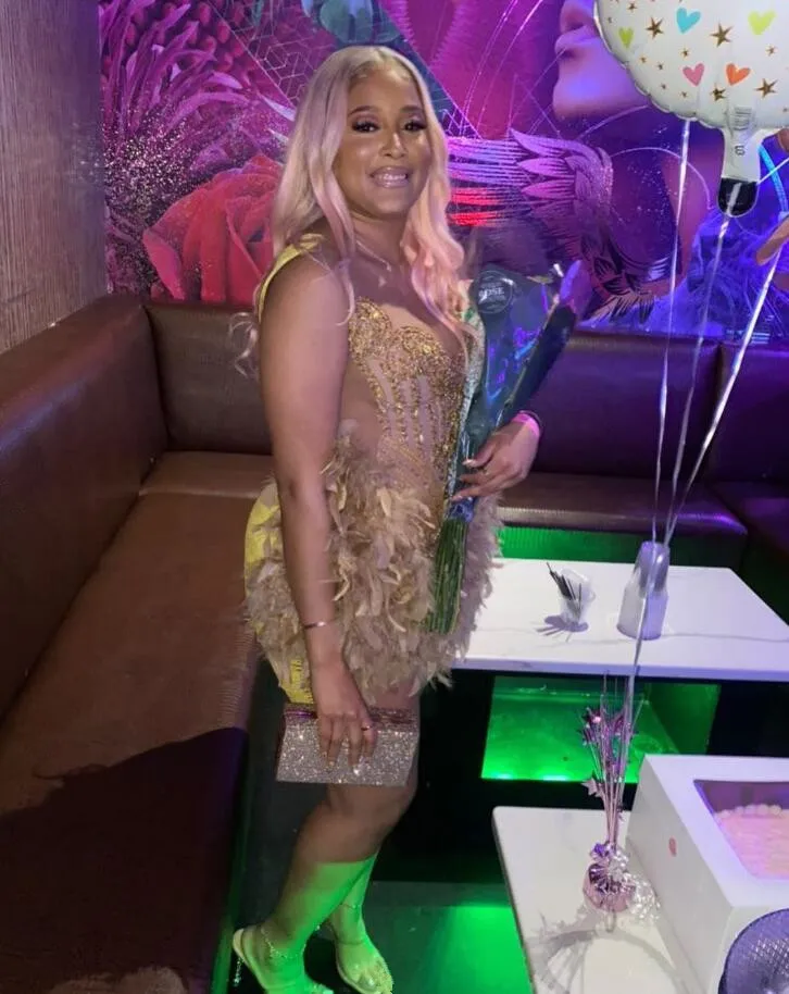 Gold Sparkly Short Prom Homecoming Dresses for Black Girl Luxury Crystal Beaded Ostrich Feather Birthday Party Gown