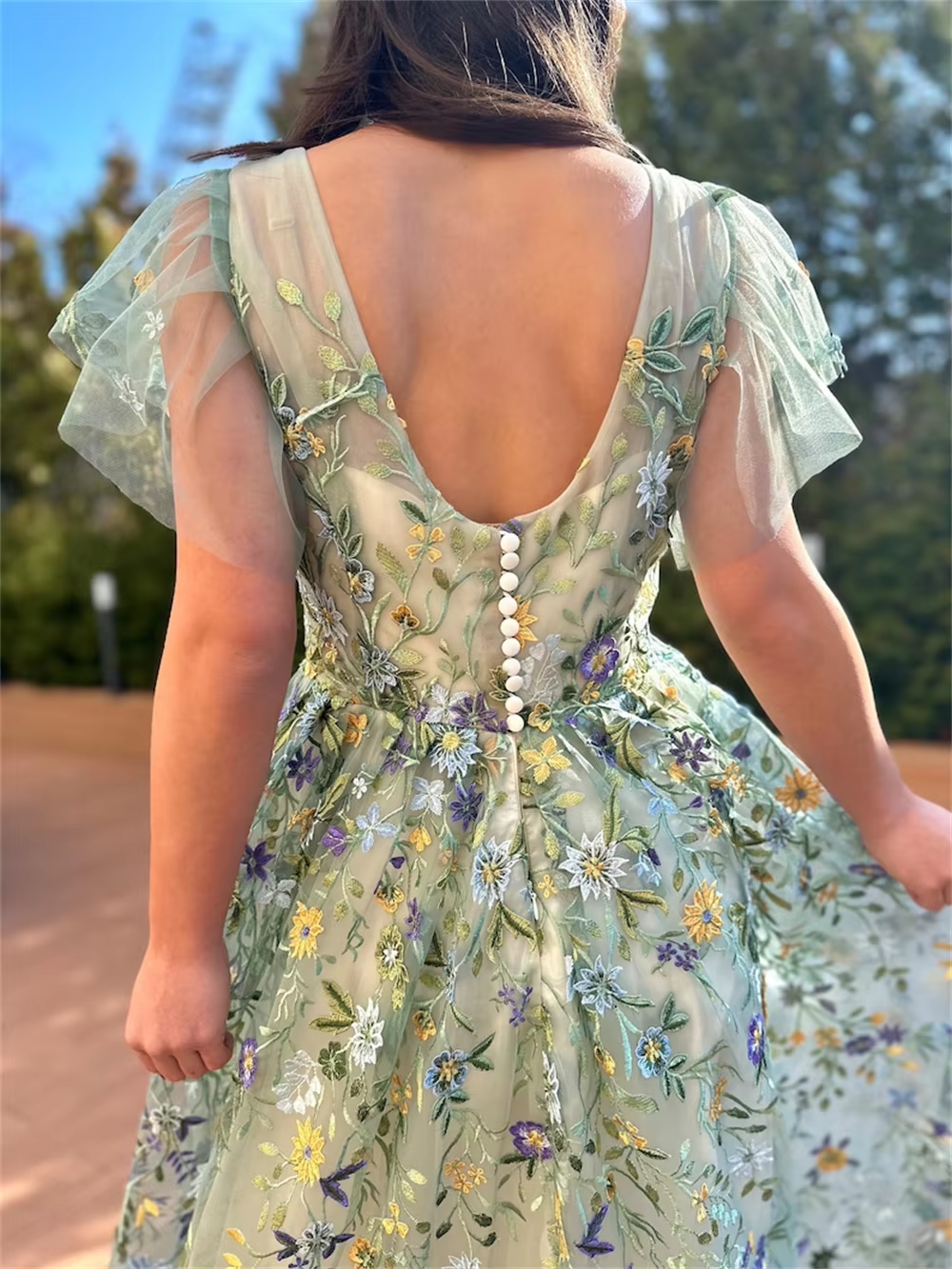 Green Lace Embroidery Tulle Prom Dresses A-line Tulle فساتين سهرة V-neck Floor-length Short Sleeves Vestidos De Fiesta