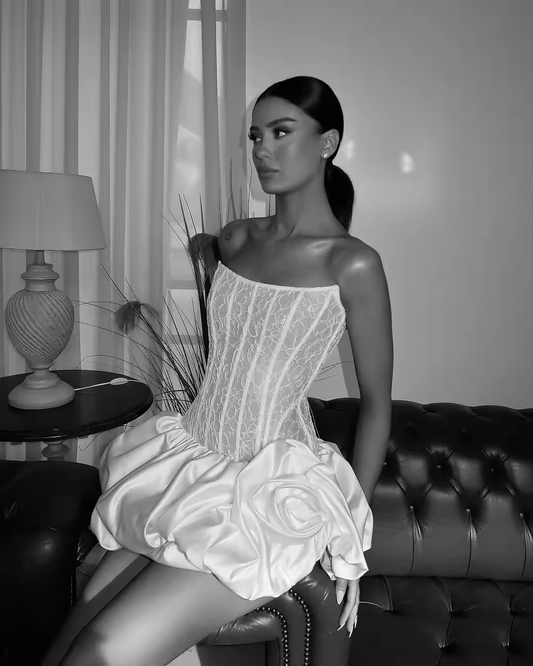 2025 Couture White Lace Short Bridal Shower Dress Ruffled Floral Mini Wedding Gown Strapless Corset Formal Party Dresses Custom