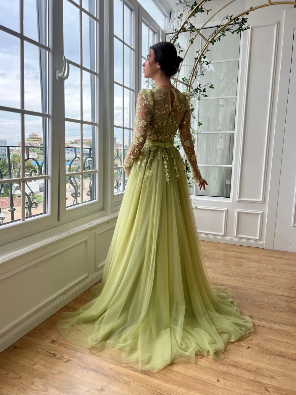 Olive Green A-line Tulle Long Evening Dress For Women Shiny Lace Appliques Wedding Party Gown Customized Beaded Prom Dresses