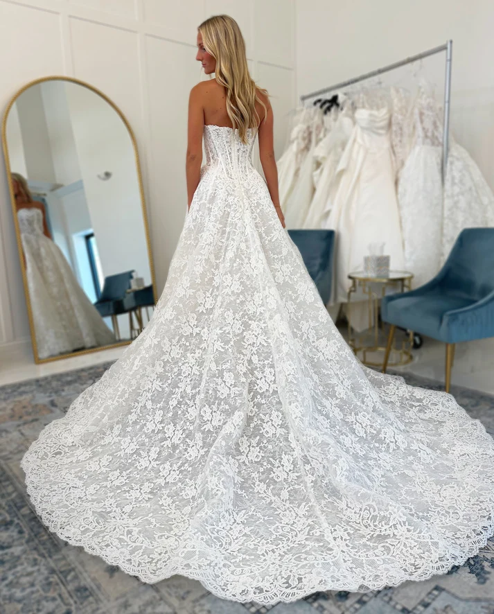 A Line Sweetheart Lace Plus Size Bohemian Wedding Dresses for Bride
