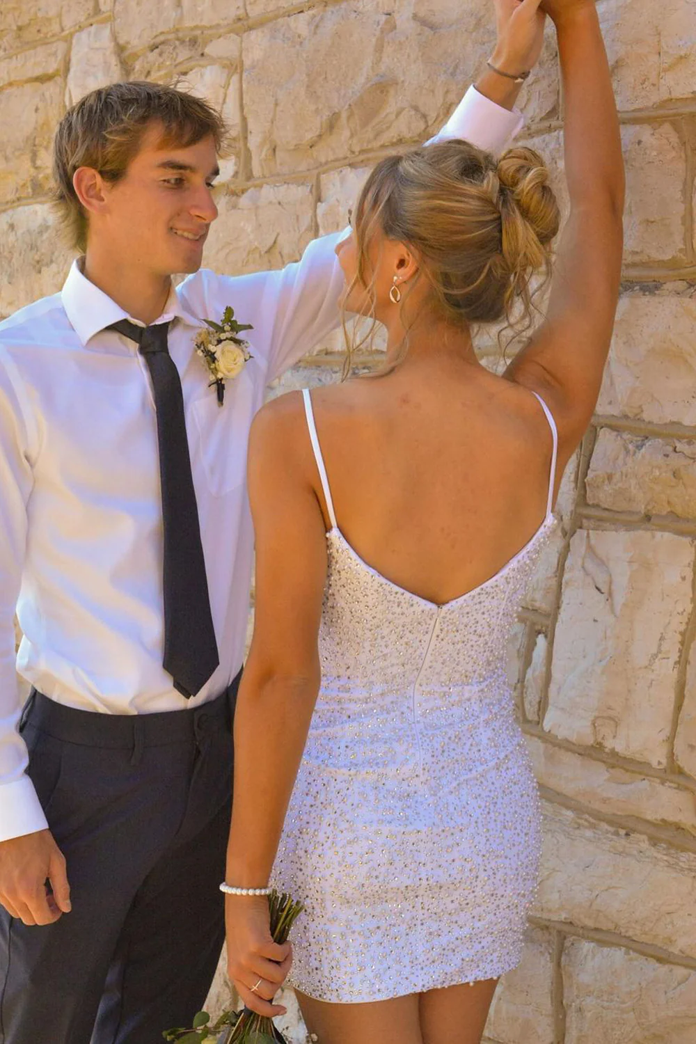 Cute Bodycon Scoop Neck White Sequins Short Homecoming Dresses