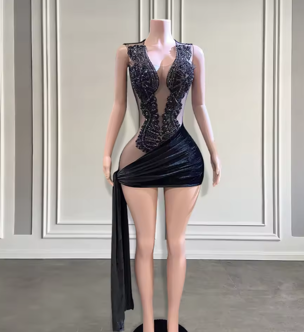 Elegant Black Crystals Women Birthday Party Gowns with Side Train Black Girl Luxury Short Prom Dresses 2025 Customized