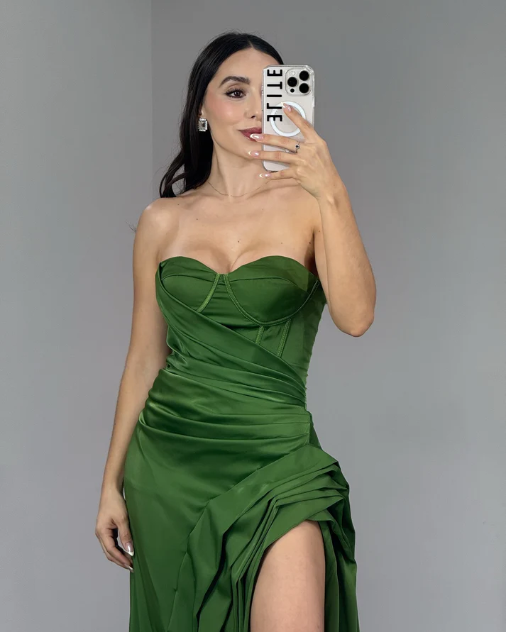 Mermaid Satin Corset Pleated Prom Dresses Long Sweetheart Evening Party Gowns with Slit