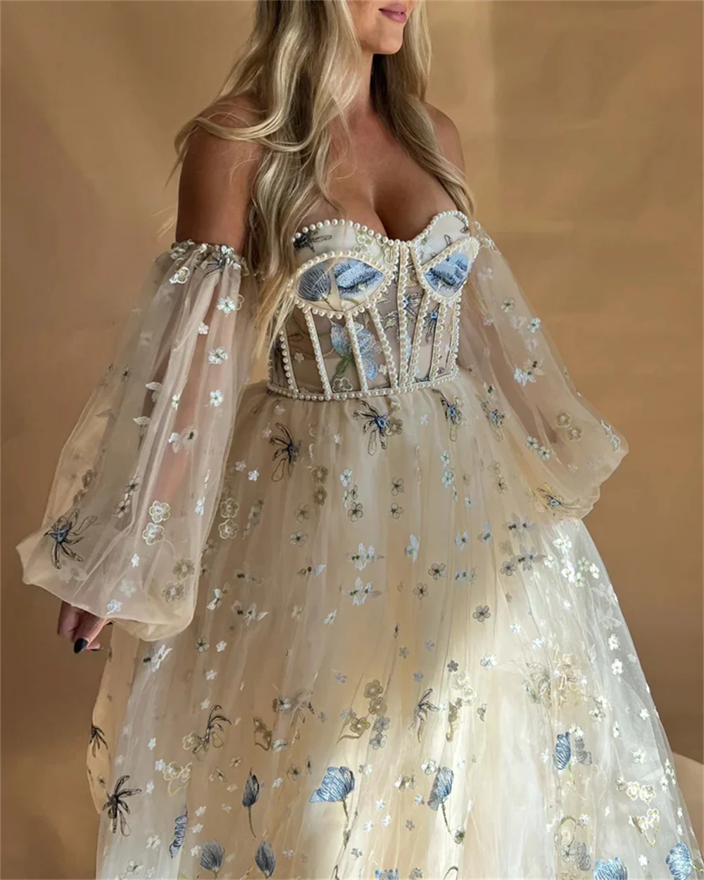 Princess Flower Lace A-line Wedding Dress Gorgeous Puffy Sleeve Side Split Sweetheart