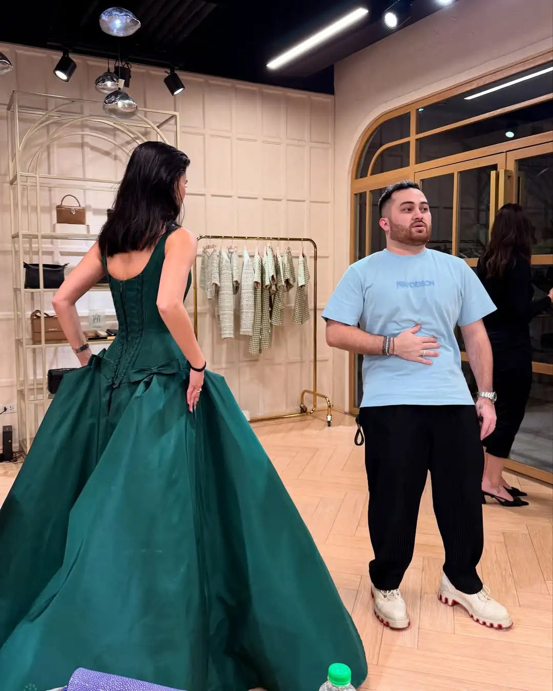 Design Fashion Elegant Emerald Green Ball Gown Stripped Down Clean Lines Structure Spaghetti Straps Evening Dress little Bows