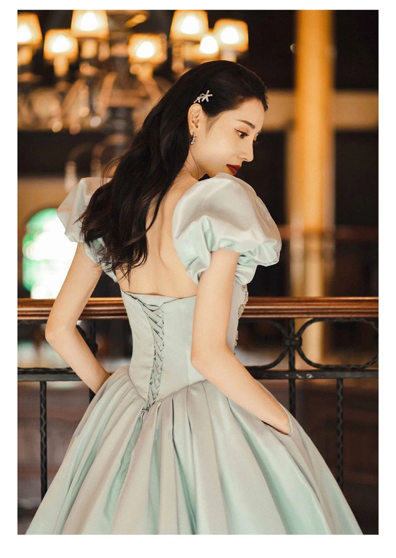 Satin Green Blue Celebrity Dresses Puff Sleeve Applqiue Square Collar Lace-up Backless Princess Woman Celebrity Prom Gowns