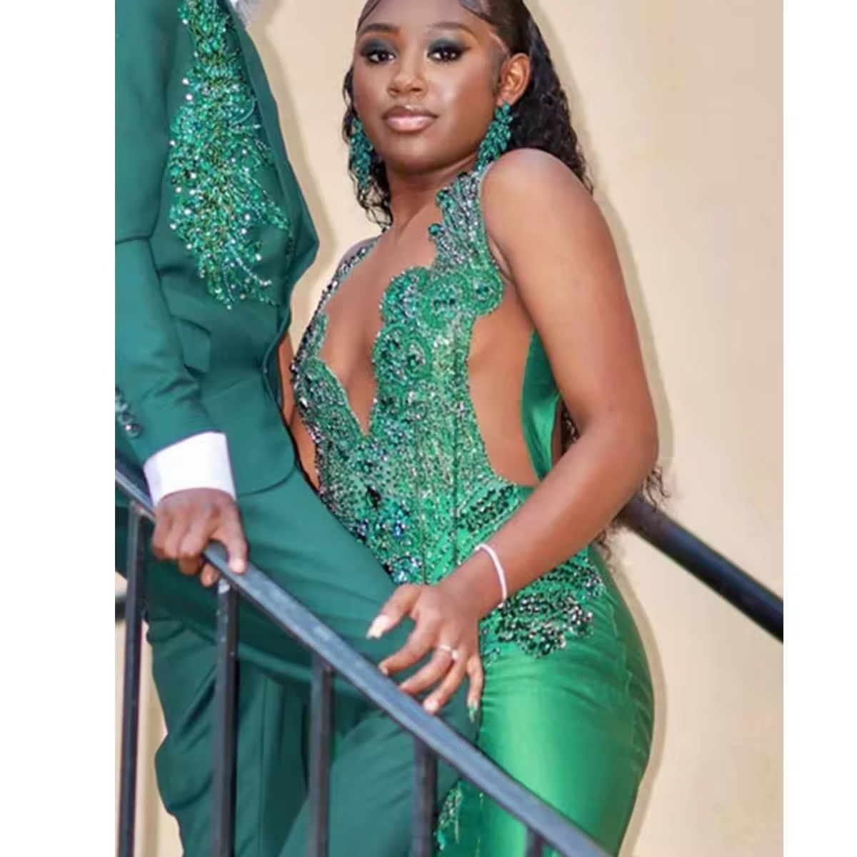 Customized Mermaid Long Evening Party Dresses Flower Crystal Brush Train Sleeveless Prom Dress Rhinestone Formal Robe de soirée