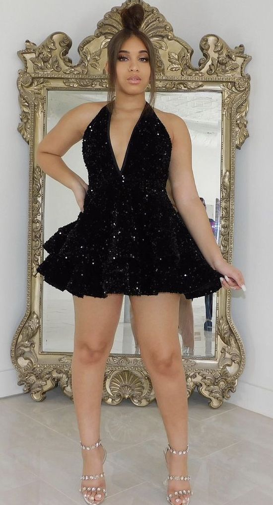 Halter Neckline Short Homecoming Dress Sequins Party Dress New Arrival Party Dress