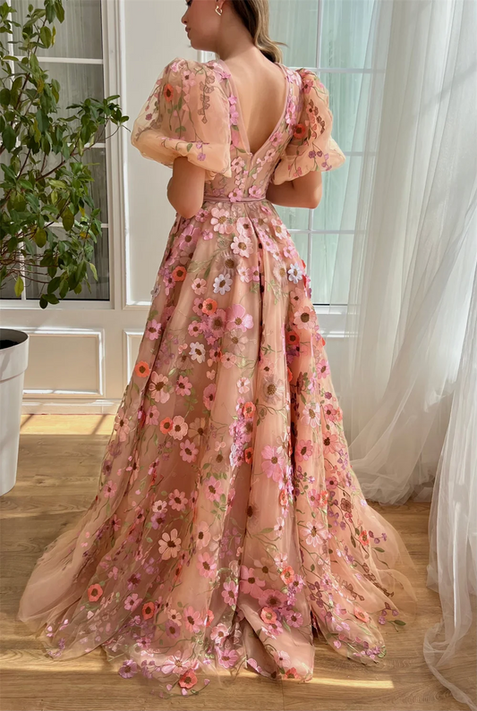 V-neck Tulle Wedding Dresses 3D Flowers Embroidery vestidos de noche Customized Short Sleeves A-line Formal Evening