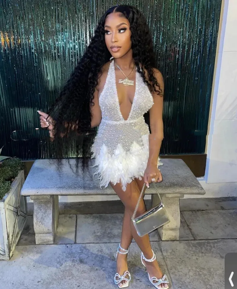 White Short Prom Dresses For Women Halter Feathers Party Gowns Fitted Women Birthday Dress