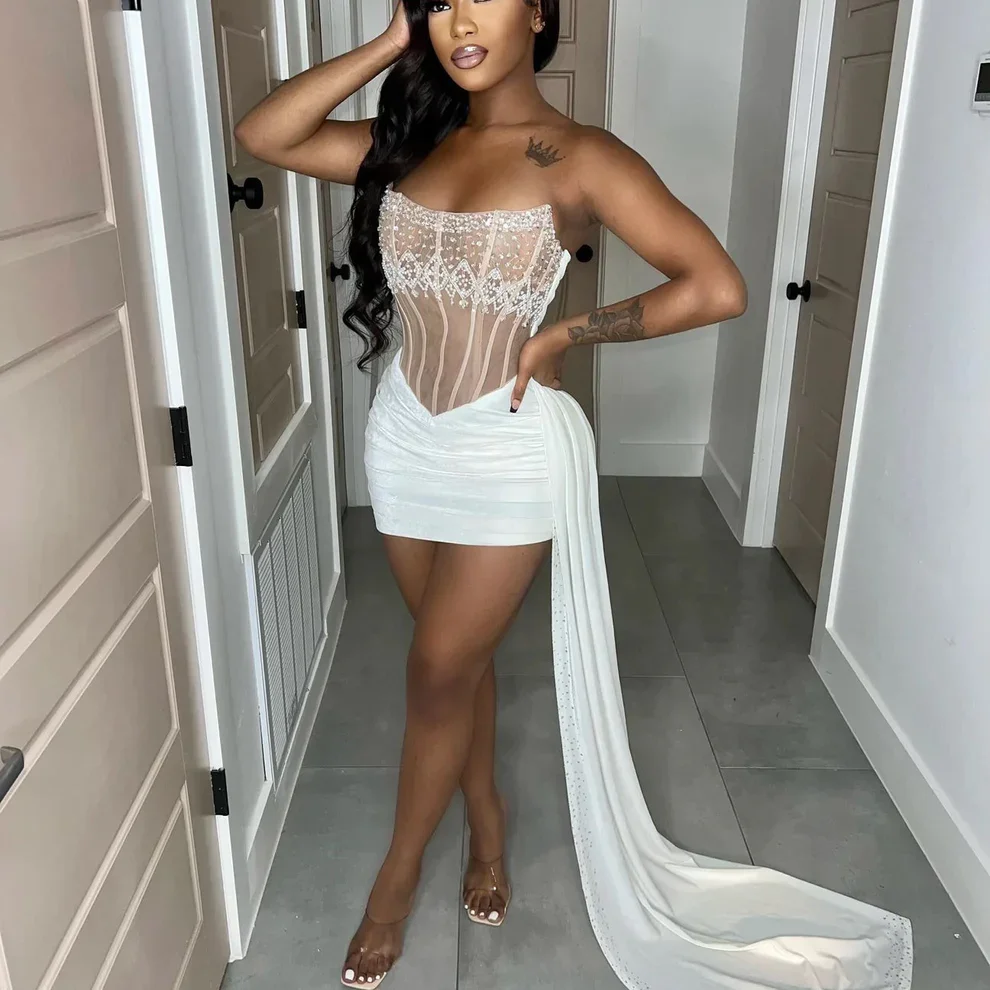 Sexy Strapless Short Prom Dress Black Girls Velvet Crystal Beaded Birthday Party Gowns Exposed Boning Mini Cocktail Homecom