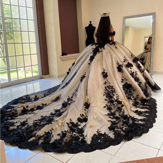 Luxury Black Ball Gown Quinceanera Dress Off Shoulder Long Train Sweet 15 16 Year Birthday Party