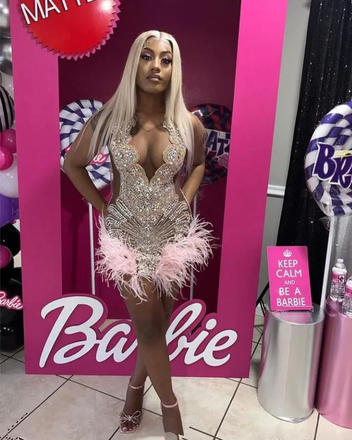 Sparkly Pink Short Prom Homecoming Dresses for Black Girl Diamond Feather Birthday Gala Gown