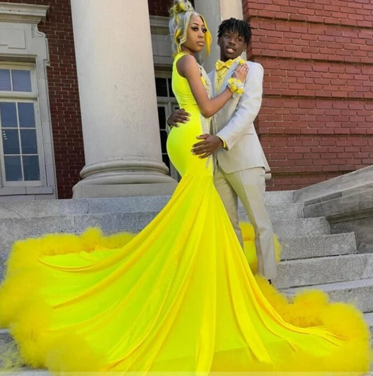 Yellow Velvet Long Prom Dress For Black Girls Beading Crystal Rhinestones Ruffles Birthday Party Evening Gown