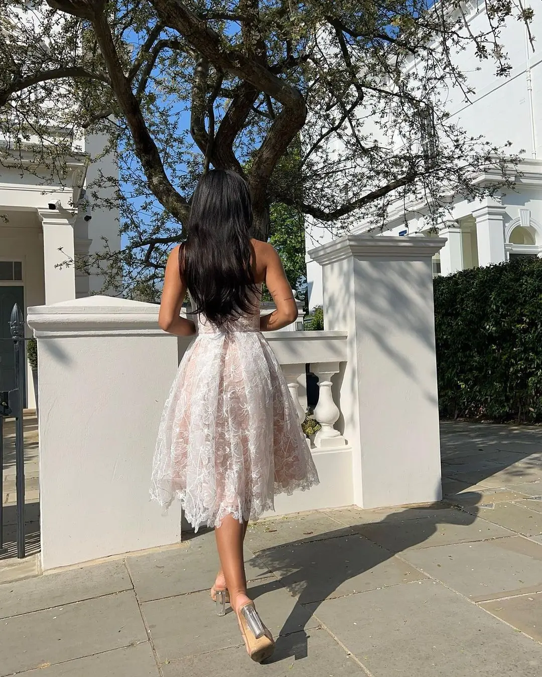 New Dinner Women Tight Top Dress Sexy Embroidered Lace Vintage Dress Wedding Dresses