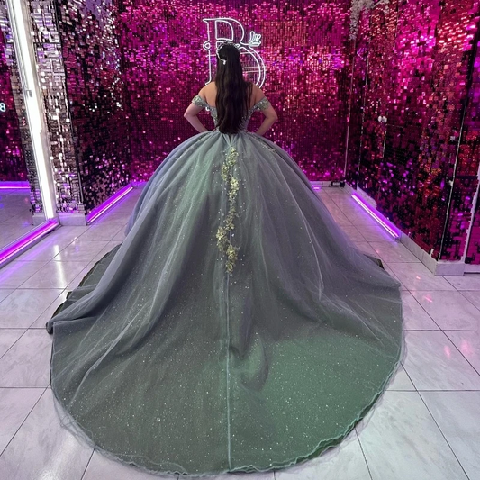 Sparkly Green Off The Shoulder Quinceanera Dresses Applique Lace Beads Tull Ball Gown Princess Dress vestidos 15 de quinceañera