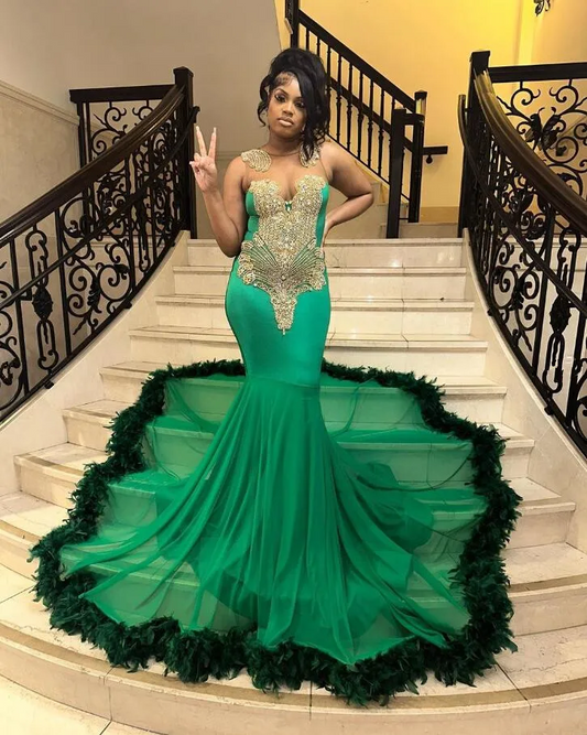 Sparkly Long Green Mermaid Prom Ceremony Party Dresses for Black Girl Luxury Crystal Feahter Sheer Evening Birthday Gown