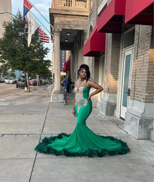 Sparkly Long Green Mermaid Prom Ceremony Party Dresses for Black Girl Luxury Crystal Feahter Sheer Evening Birthday Gown