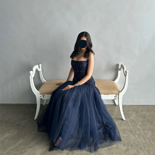 Elegant Strapless Prom Dresses A-Line Floor-Length Sequins Beads Sleeveless Formal Occasion Dresses