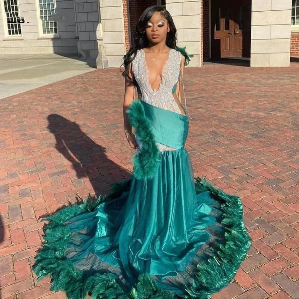 Luxury Green Mermaid Long Mermaid Prom Dress Silver Beading Crystals Black Girls Party Gown Aso Ebi Evening Dress