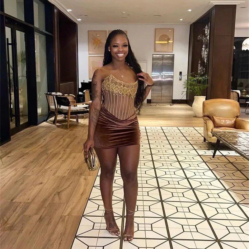 Brown Velvet Short Prom Dresses for Black Girls Charming Crystal Beaded Birthday Party Gowns Mini Cocktail Homecomg