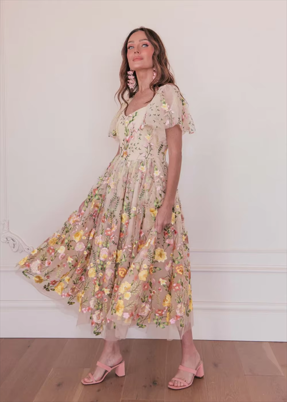 Flower Lace Embroidery Tulle Fabric Prom Dress Modest A-line vestidos de fiesta Short Sleeves Elegant