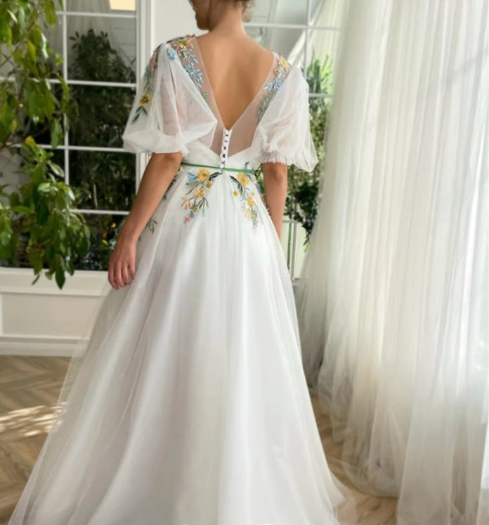 White Lace Embroidery Tulle Wedding Dress V-neck A-line Party Dresses Short Sleeves Side High Split