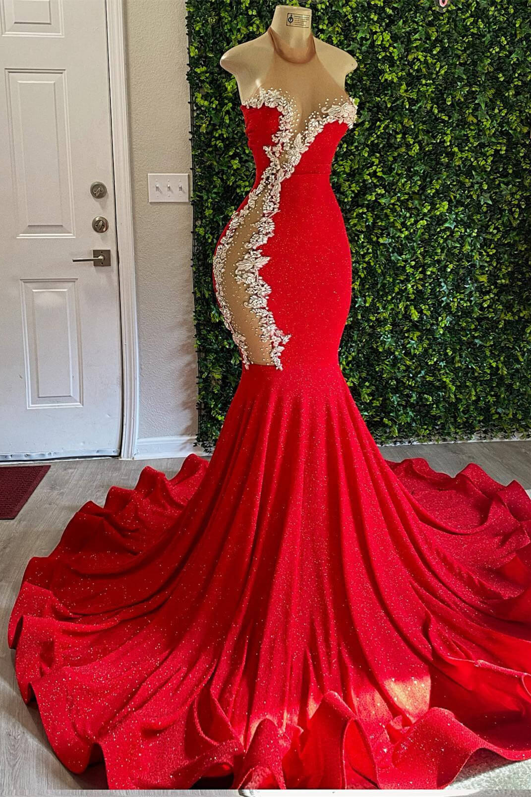 Red High Neck Sleeveless Mermaid Formal Dresses With Beadings