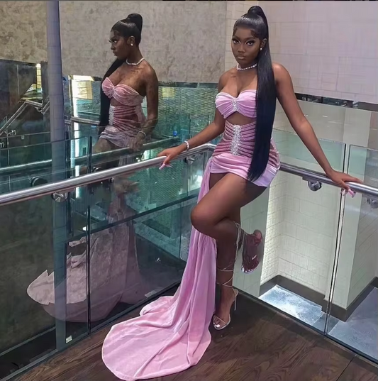 Sexy Pink Velvet Sheath Cocktail Dresses For Girl 2025 Short Party Dresses With Side Train Black Girls Homecoming Customized