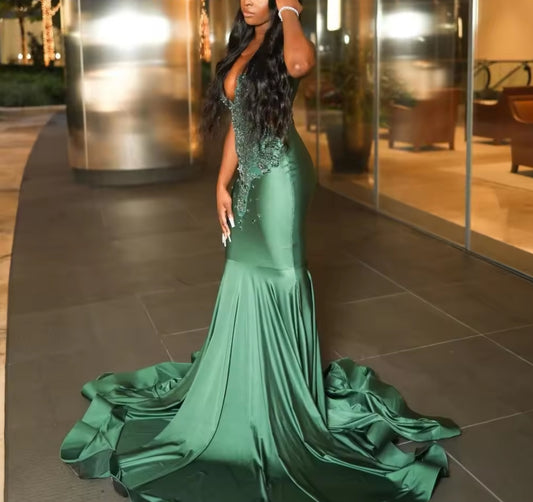 Customized Emerald Green Long Prom Dress For Black Girls Crystal Beaded Mermaid Party Gowns