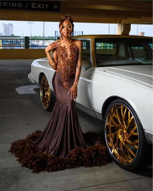 Luxury Evening Gowns Sparkling Diamonds Sequins Black Girls Prom Dresses Feather Ruffles Party Gowns