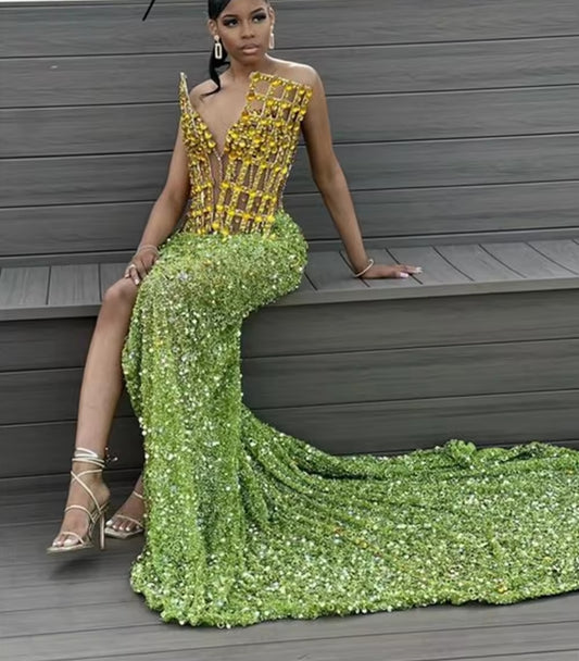 Sexy Green Sequins Party Dresses High Split Side Girls Evening Dresses Beading Crystals Cocktail Dress Robe De Soiree Customized