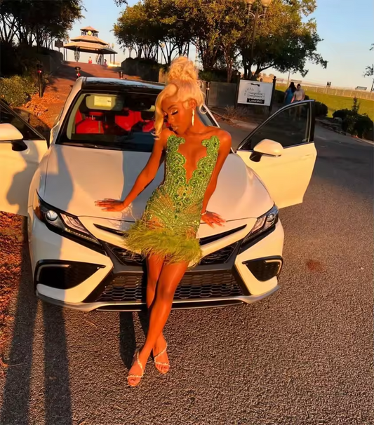 New Design Gold Prom Dress Luxury Bead Rhinestones Feather Birthday Party Cocktail Gowns Robe Custom Homecoming Customized