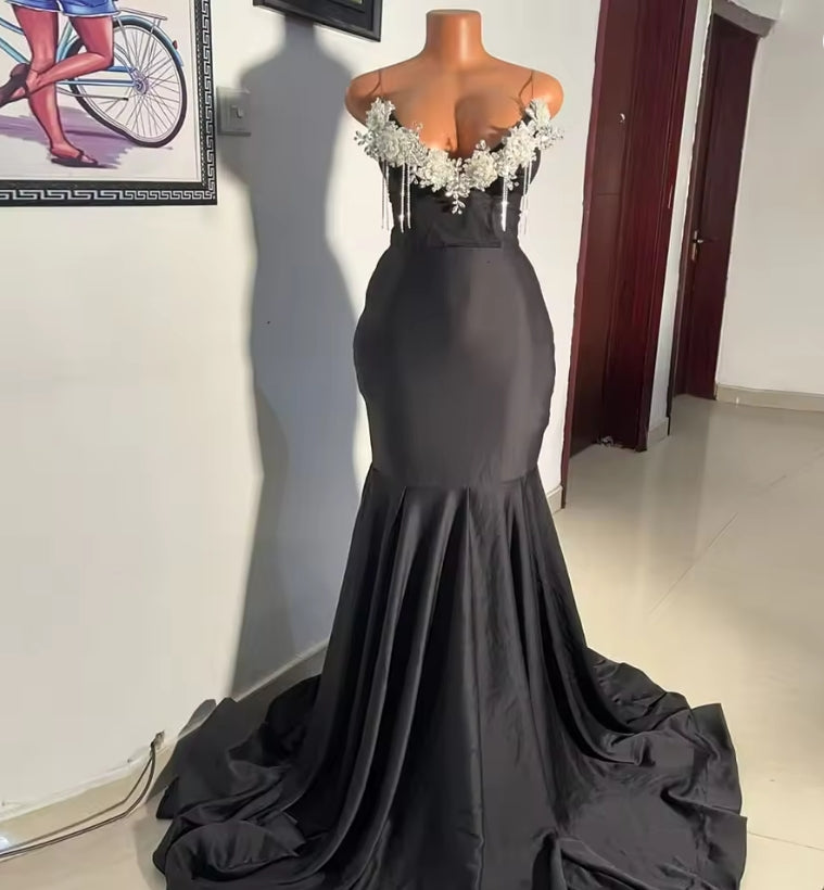 Stunning Black Prom Dress Sweetheart Satin African Women Graduation Party Gowns Robe De Bal Customized