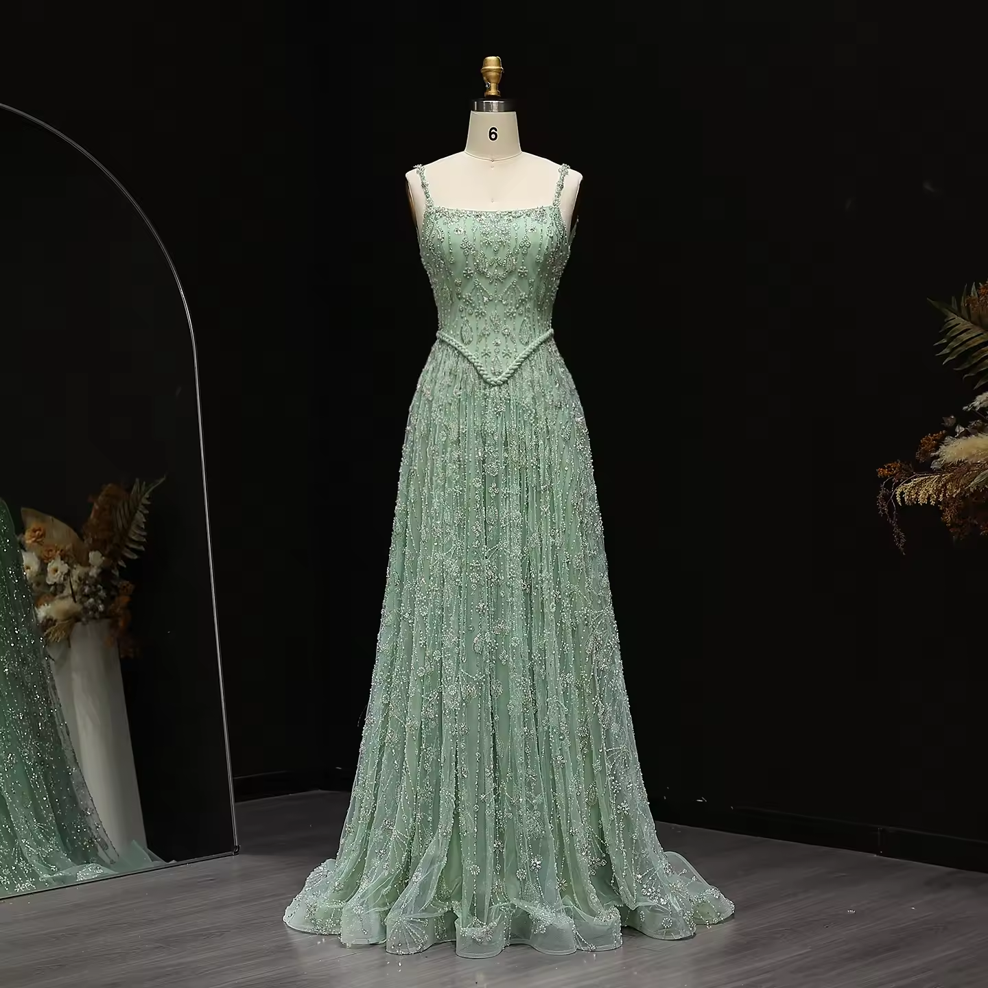 Elegant Sage Green Luxury Arabic Evening Dress for Women Wedding Party Spaghetti Straps 2025 New