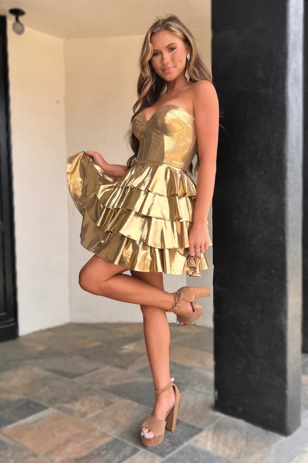 A-Line Strapless Tiered Ruffles Short Homecoming Dress