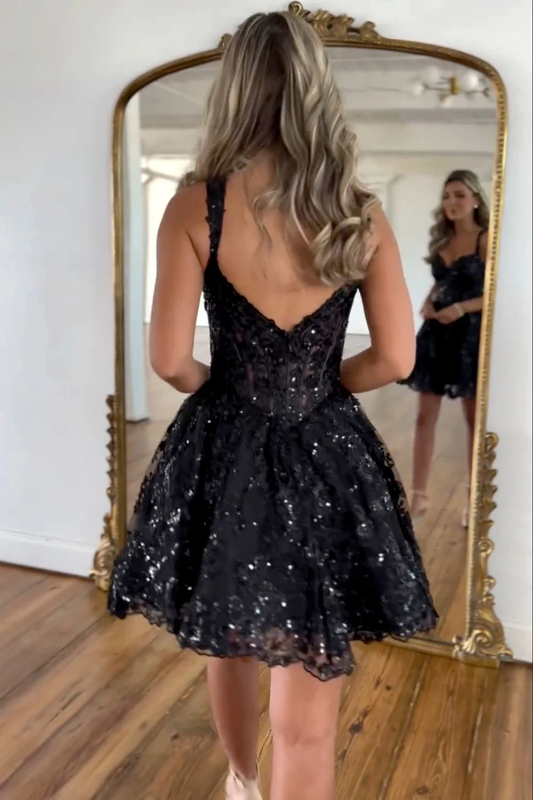 A-Line Sweetheart Black Sequin Lace Short Homecoming Dresses