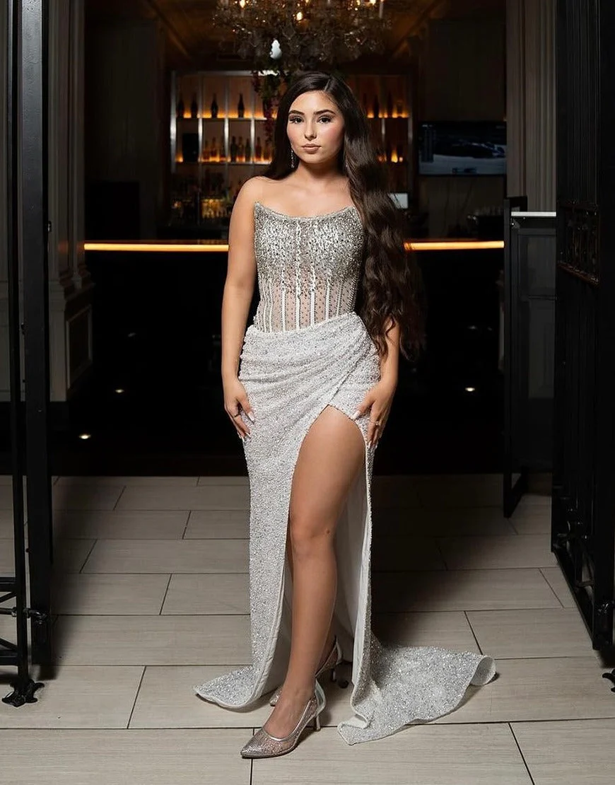 Charming Mermaid Scoop Neck Gold Sequins Slit Prom Dress With Beading