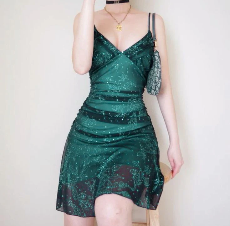 Green Lace Bodycon Homecoming Dresses V-neck Short Prom Dress