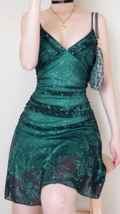 Green Lace Bodycon Homecoming Dresses V-neck Short Prom Dress