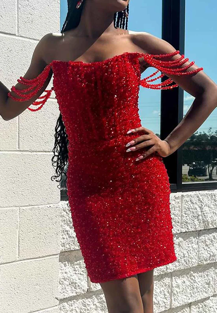 Off-Shoulder Sleeveless Beaded Emboridery Sheath Short Prom Dress