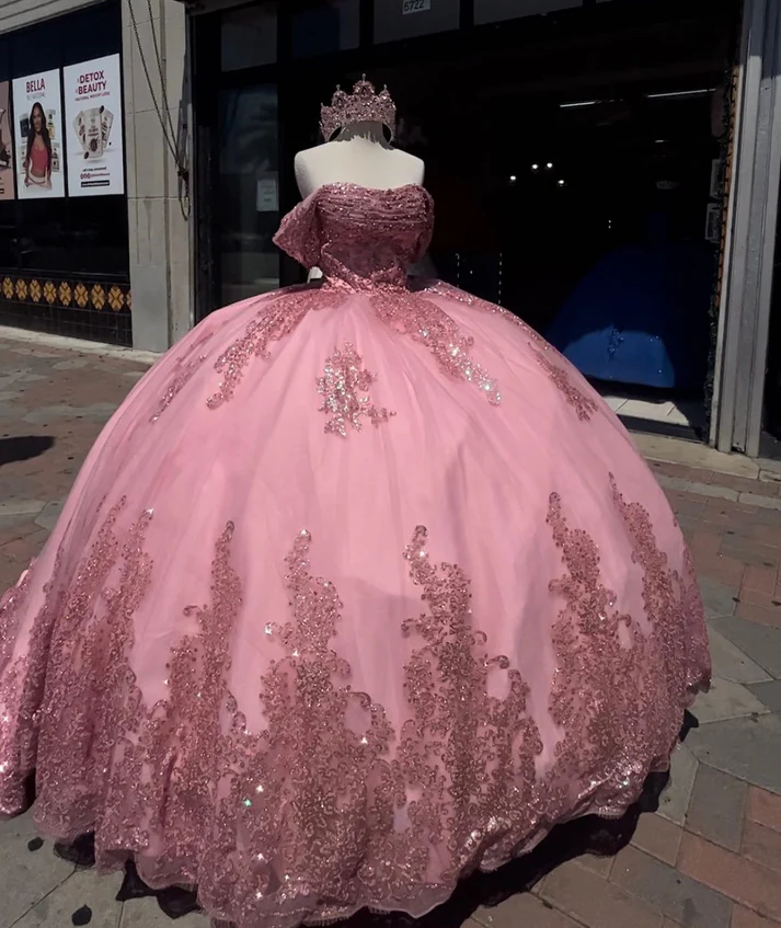 Off Shoulder Sleeveless Beaded Appliques Bow Knot Ruffles Pink Sweet 15 Quinceañera Dress