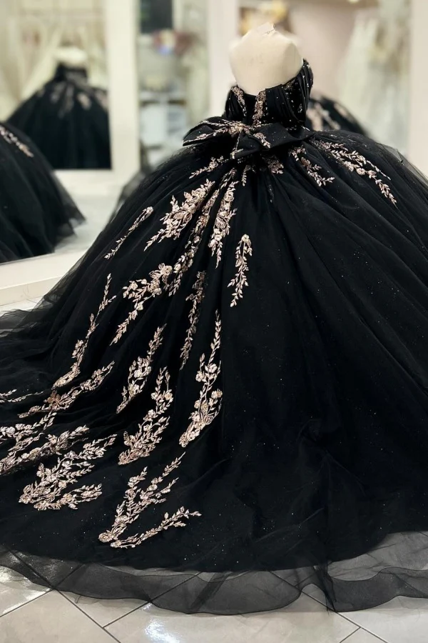 Off Shoulder Sleeveless Beaded Gold Appliques Bow Knot Balck Quinceanera Dress