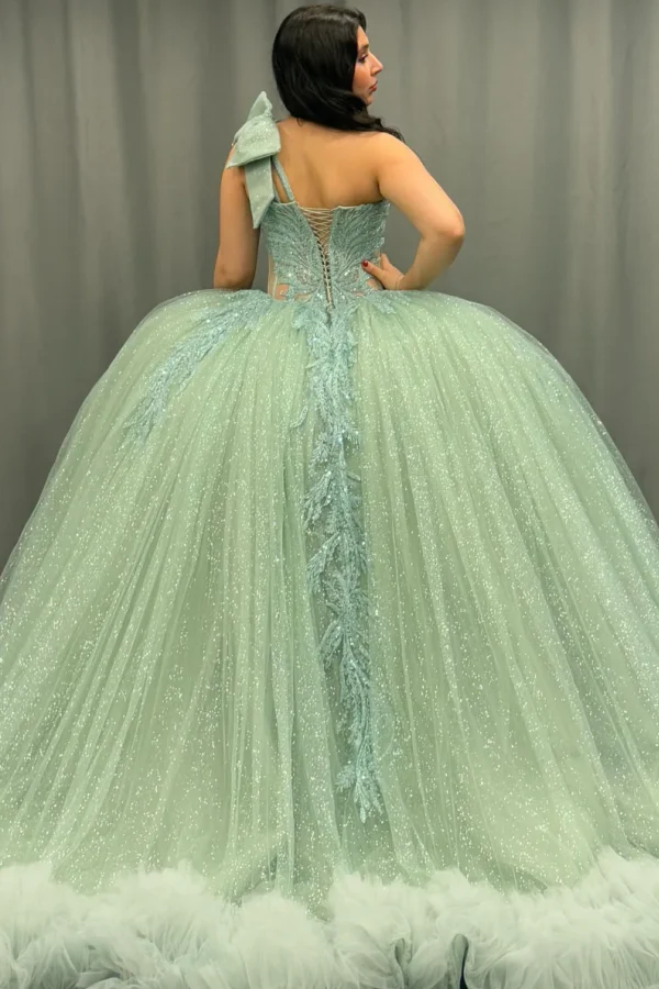 One Shoulder Sleeveless Sequins Beaded Appliques Mint Green Quinceanera Dress for Sweet 16