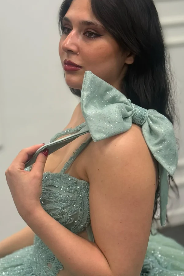 One Shoulder Sleeveless Sequins Beaded Appliques Mint Green Quinceanera Dress for Sweet 16