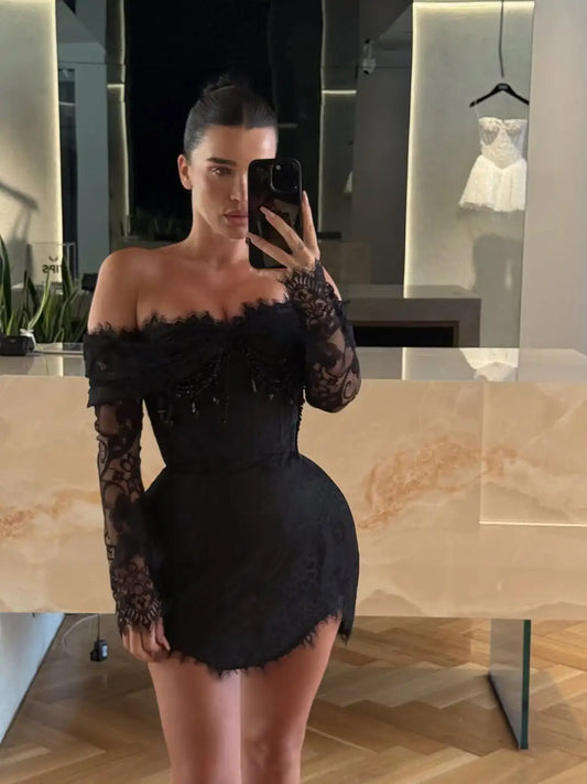 Fashion Black Short Off The Shoulder Sweetheart Lace Illusion Embroidery Evening Dress Beading Crystal Mini Homecoming Dress