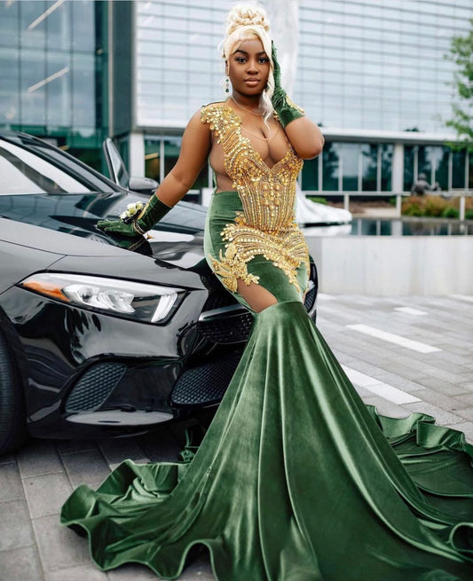 Green Velvet Long Prom Dress Black Girls Luxury Golden Rhinestones Bead with Glove Evening Party Gala Graduation Gown Customized